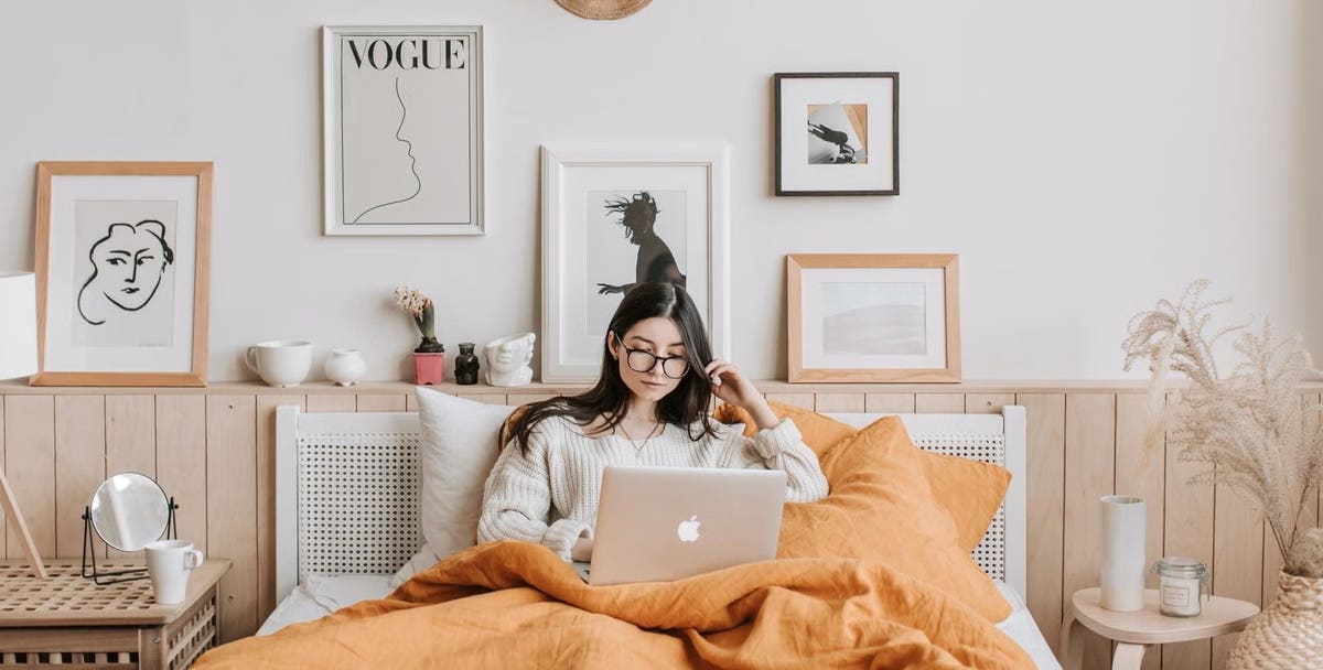 Turndown Service: bedrooms that double as a home office.